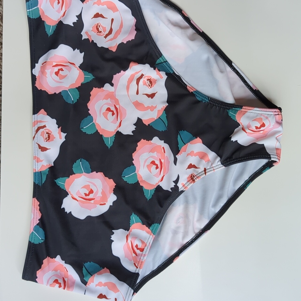 Women's floral bikini bottoms, peach coral and black, size XXL, never been worn